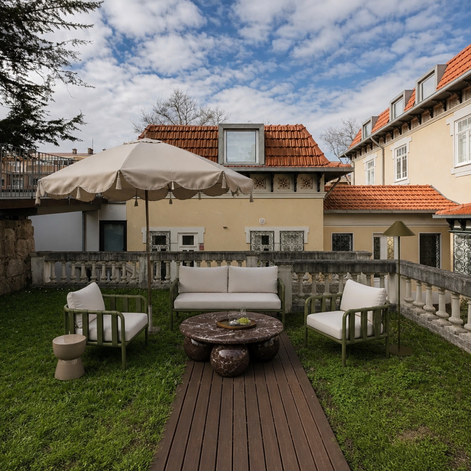 Same terrace furnished by MoveIn, ready to live in